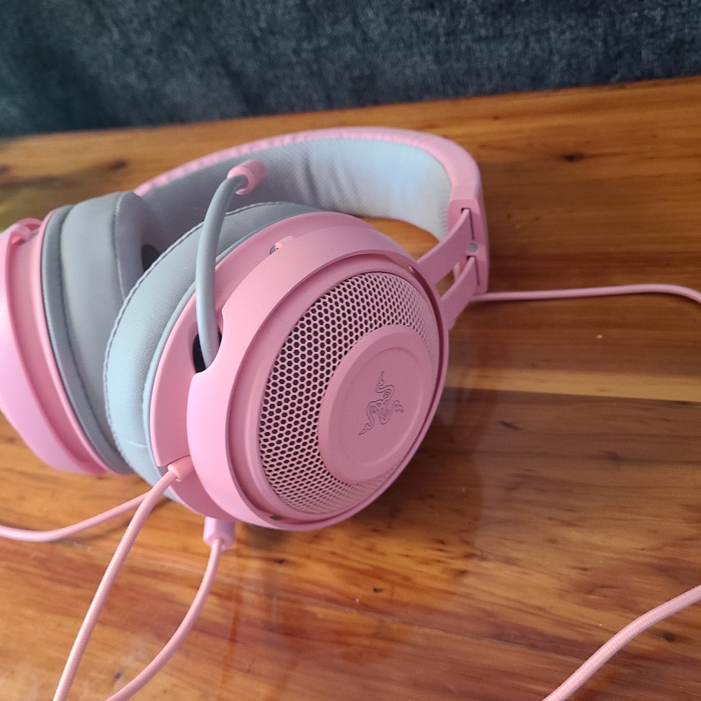 Pink Razer Headphones - Corded